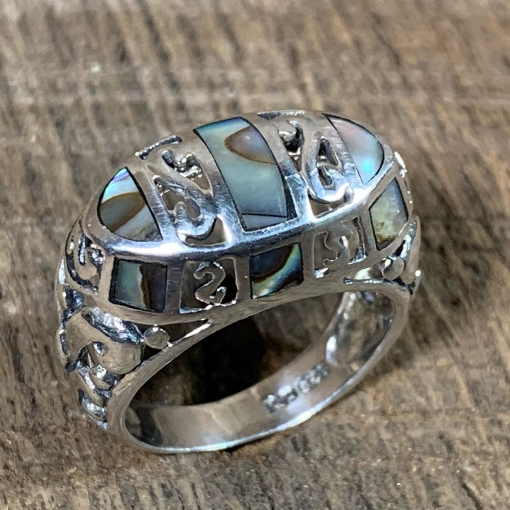 Sterling Silver Abalone Inlay Dome Ring - Iridescent Green/Blue